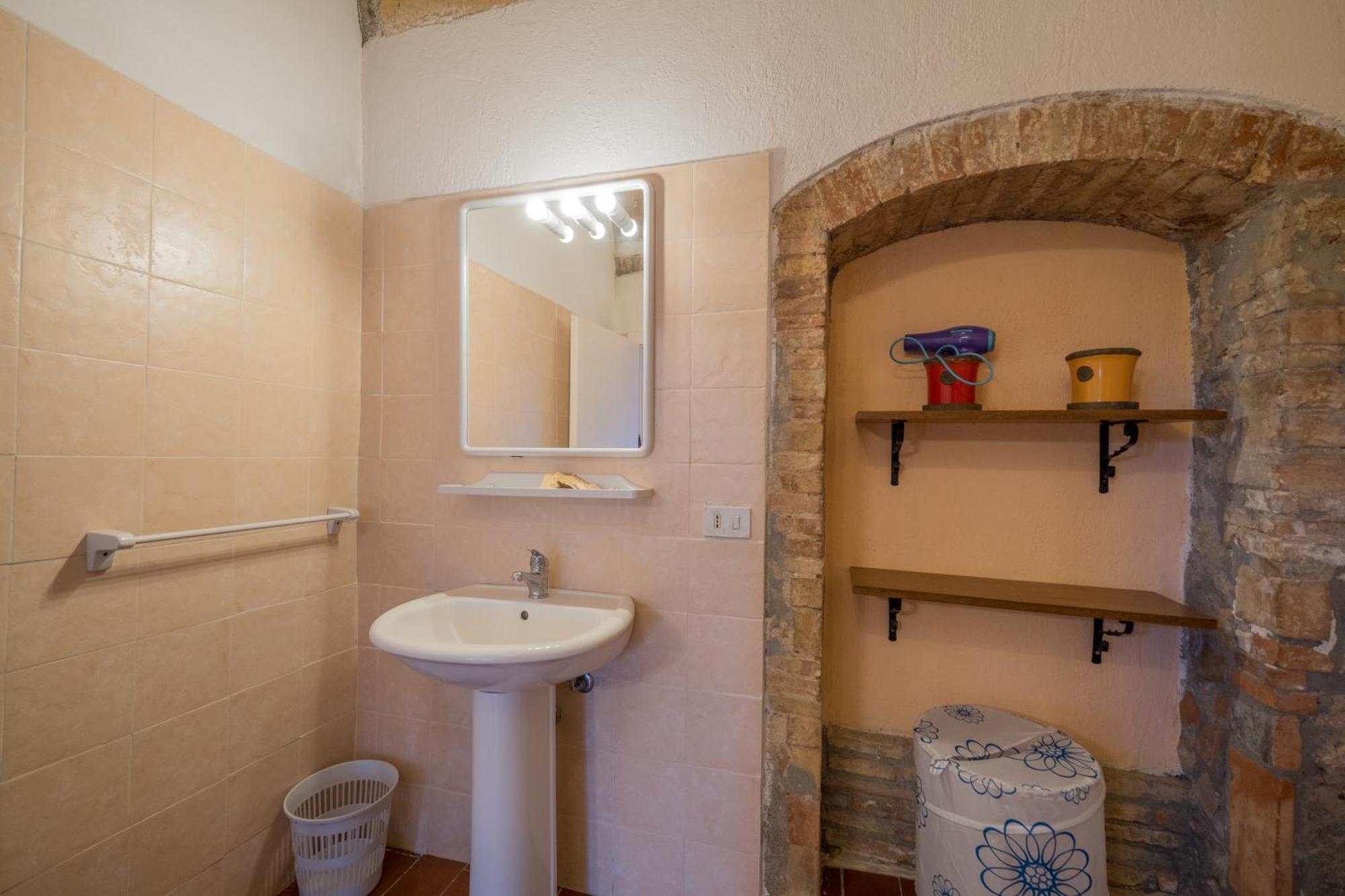 Agriturismo Il Palagetto Pomarance Luaran gambar