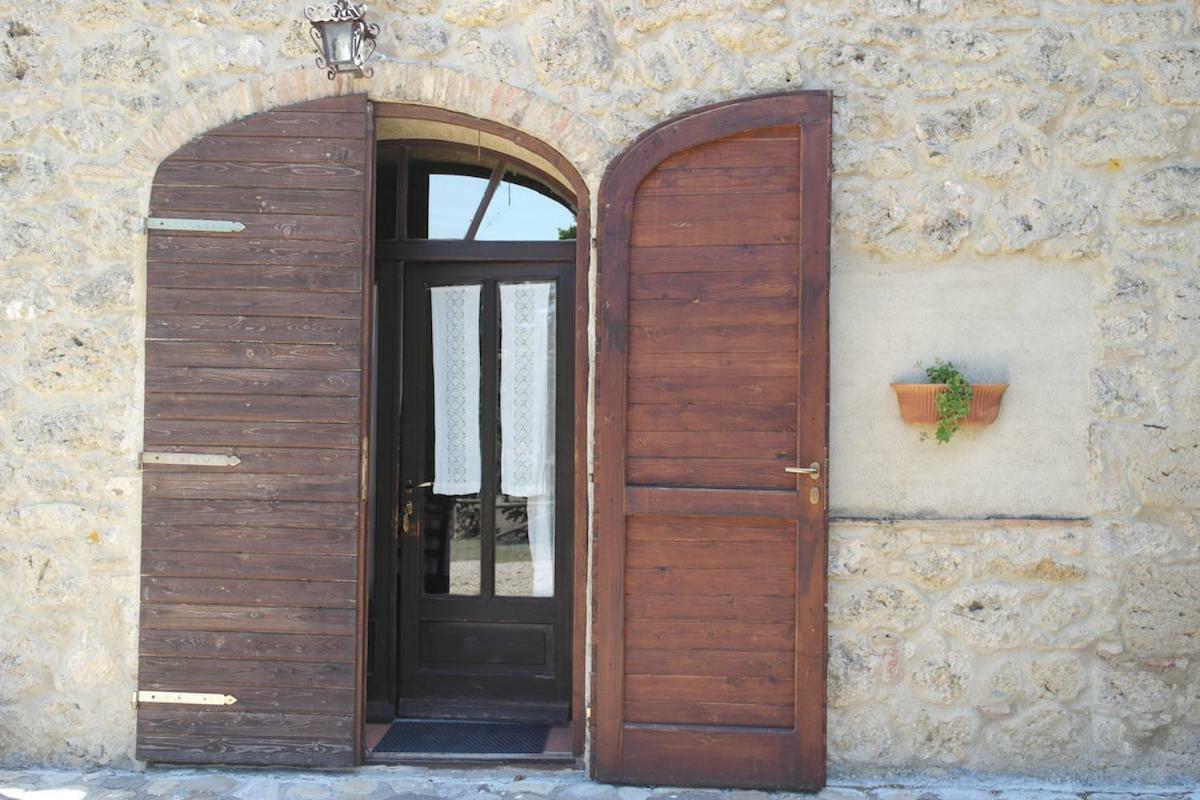 Agriturismo Il Palagetto Pomarance Luaran gambar
